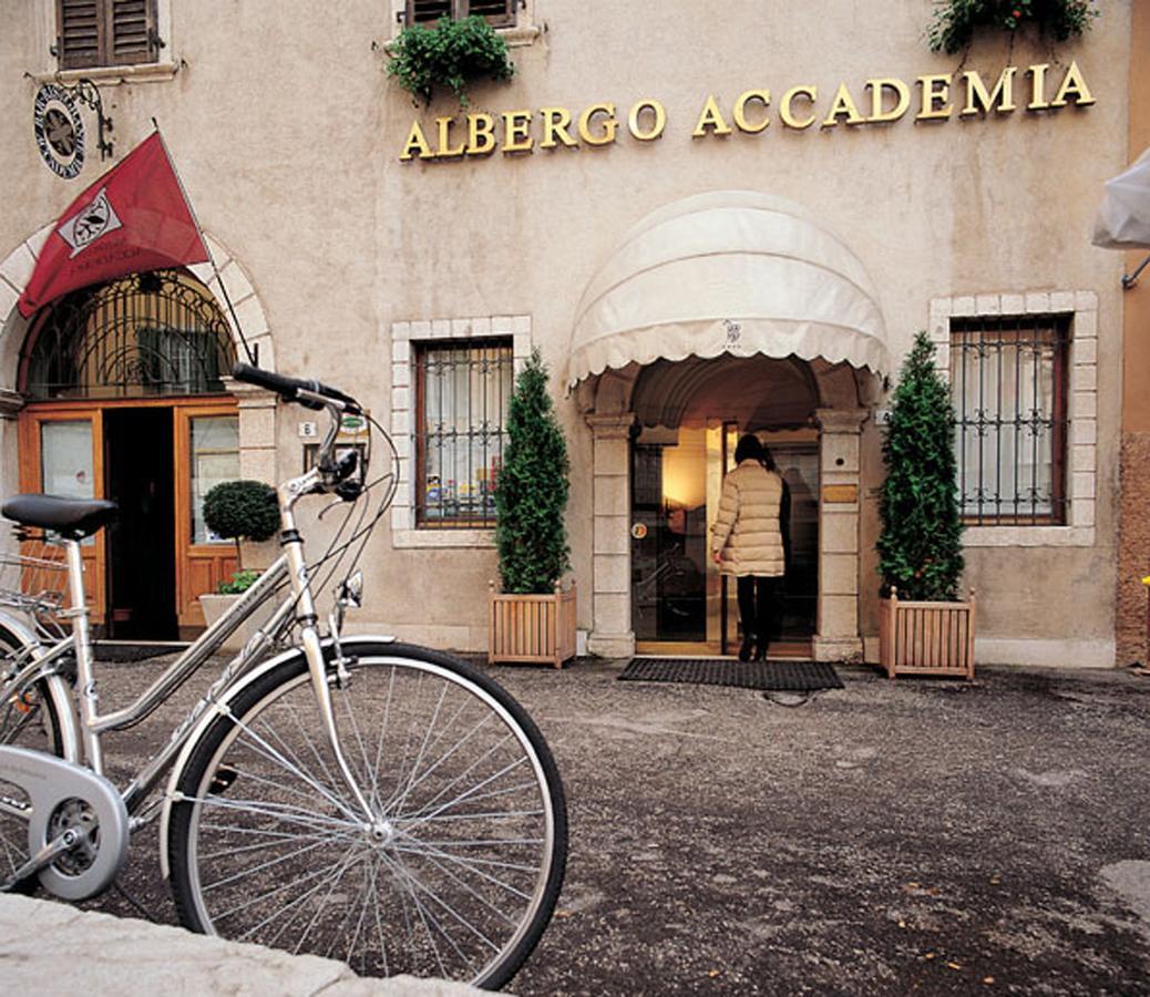 Albergo Accademia Trento Eksteriør billede