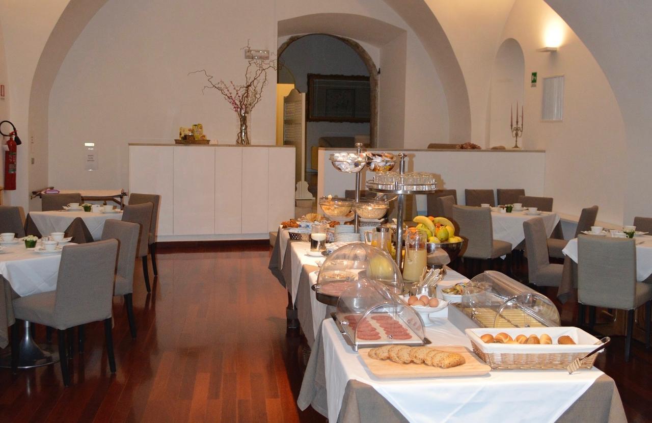 Albergo Accademia Trento Eksteriør billede