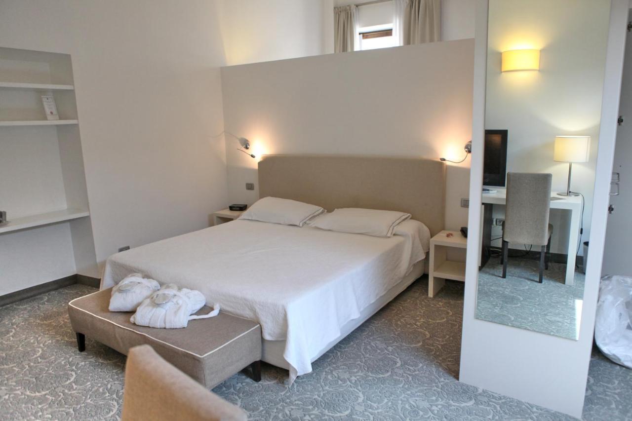 Albergo Accademia Trento Eksteriør billede